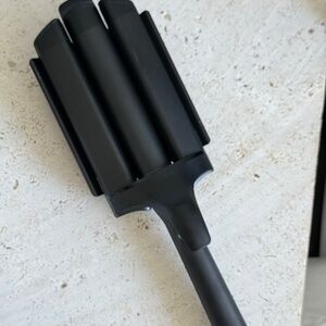 GHD triple barrel hair waver